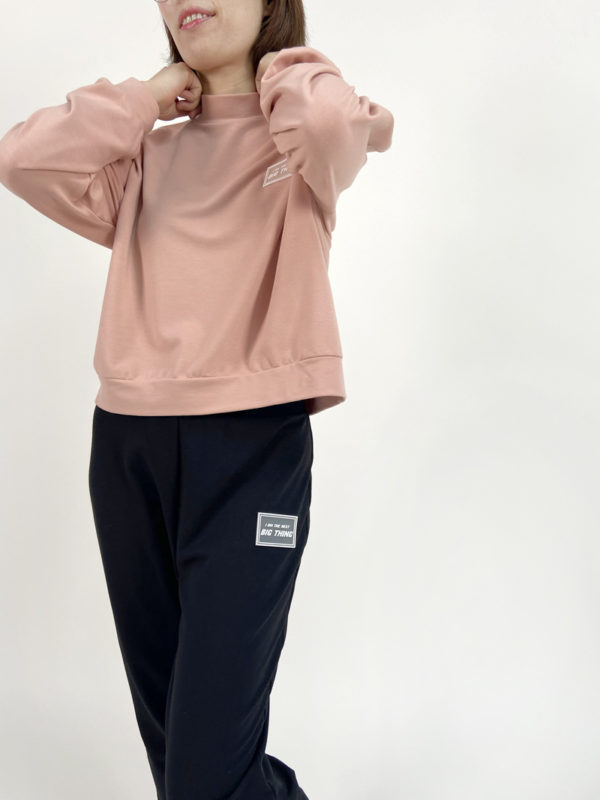 Women Crewneck Soft Fabric Sweatshirt - Image 4